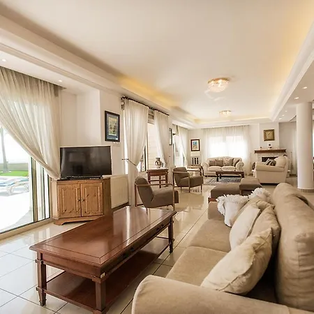 Pearl 4 bedroom villa Villa