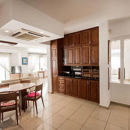 Pearl 4 bedroom villa